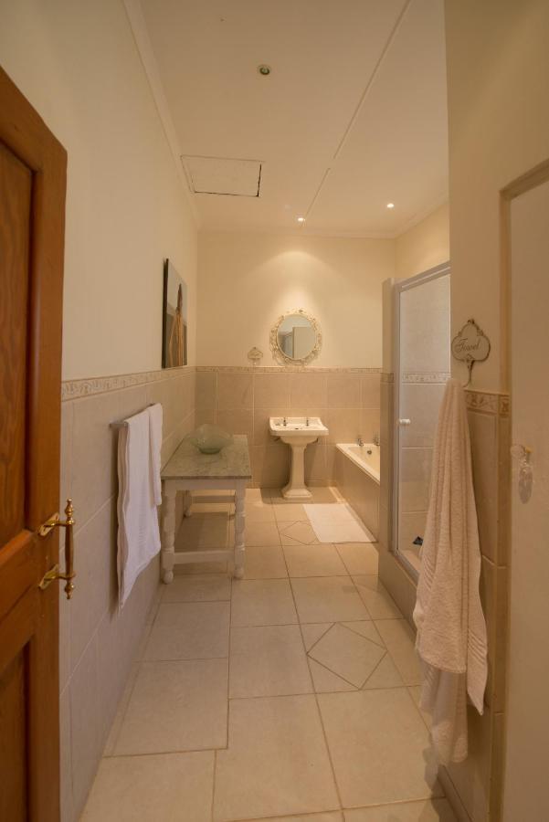 Bed and Breakfast Adeo Блумфонтейн Экстерьер фото